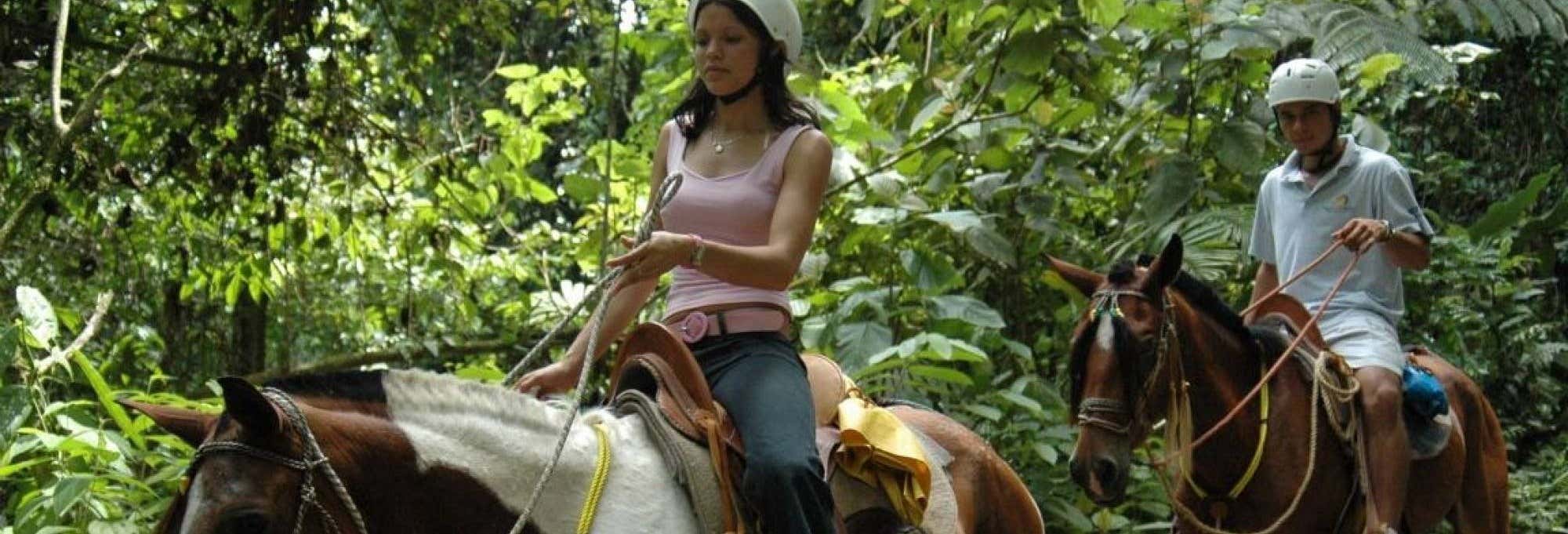 Paseo a caballo a la catarata La Fortuna desde Arenal