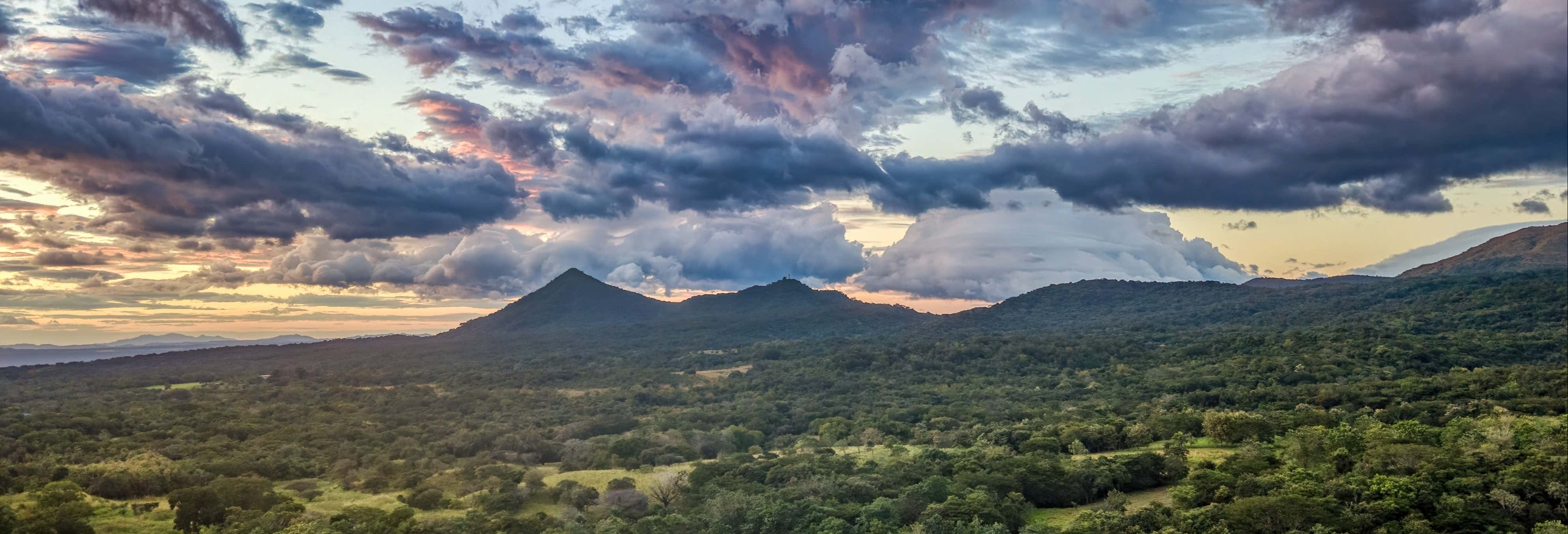 Senderismo por el Parque Nacional Rincón de la Vieja desde Guanacaste