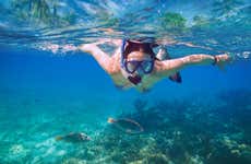 Caiaque e snorkel no Oceano Pacífico