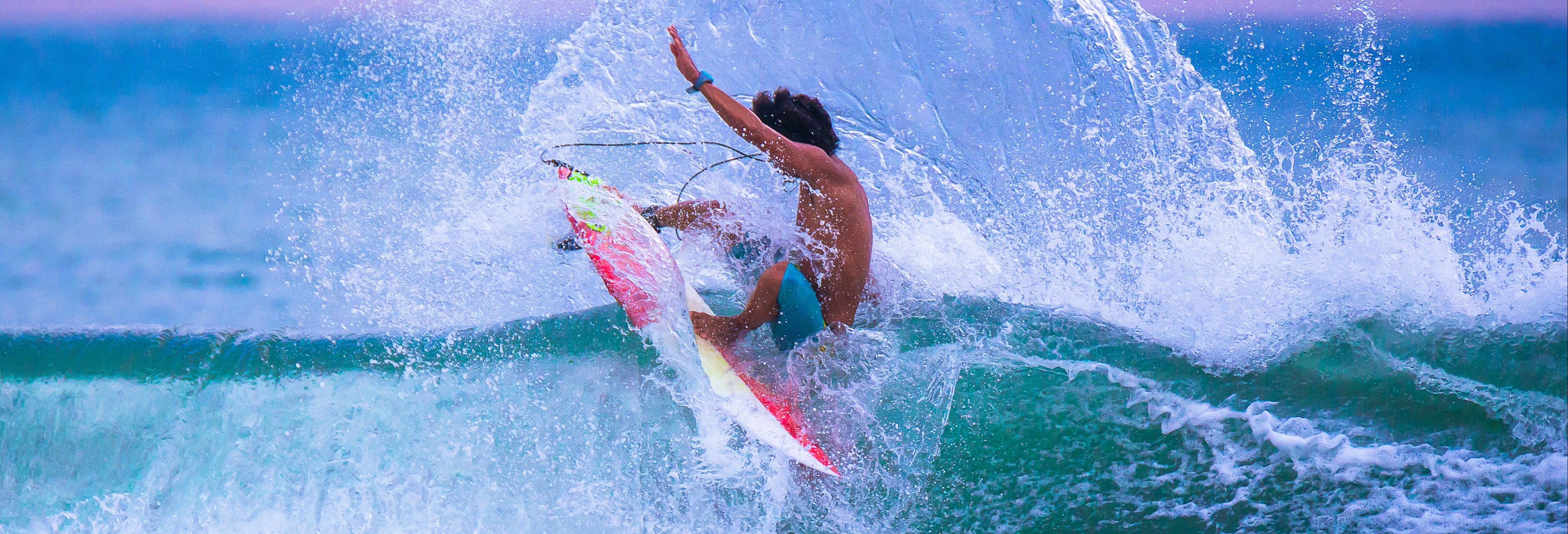 Curso de surfe em Jacó