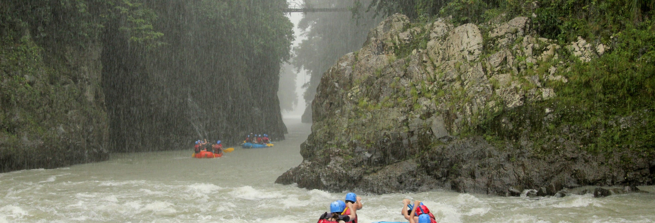 Rafting En El Rio Pacuare Desde San Jose Civitatis Com