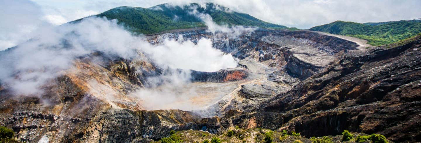 Excursión al Volcán Poás, Catarata de La Paz y finca de café de Starbucks desde San José