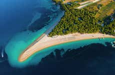 Excursion à la plage de Zlatni Rat en 4x4