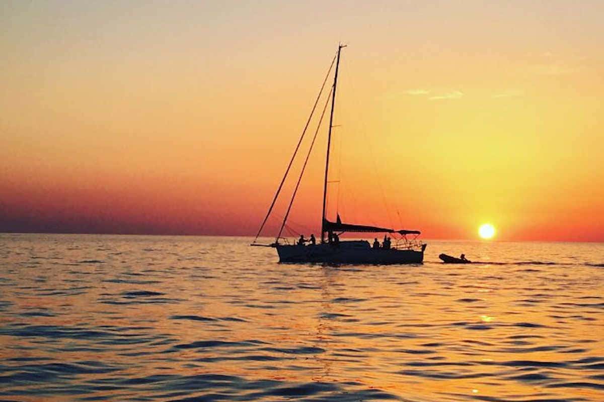 Croisiere Sur Les Iles Infernales Au Coucher De Soleil Depuis Hvar