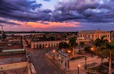 Tour nocturno por Cienfuegos con cena