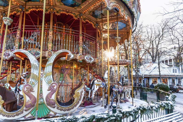 Carrusel navideño en el Tivoli