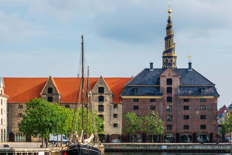 free walking tour copenhagen christianshavn