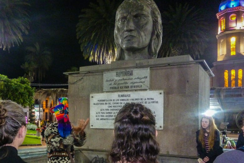 Escultura del general inca Rumiñahui