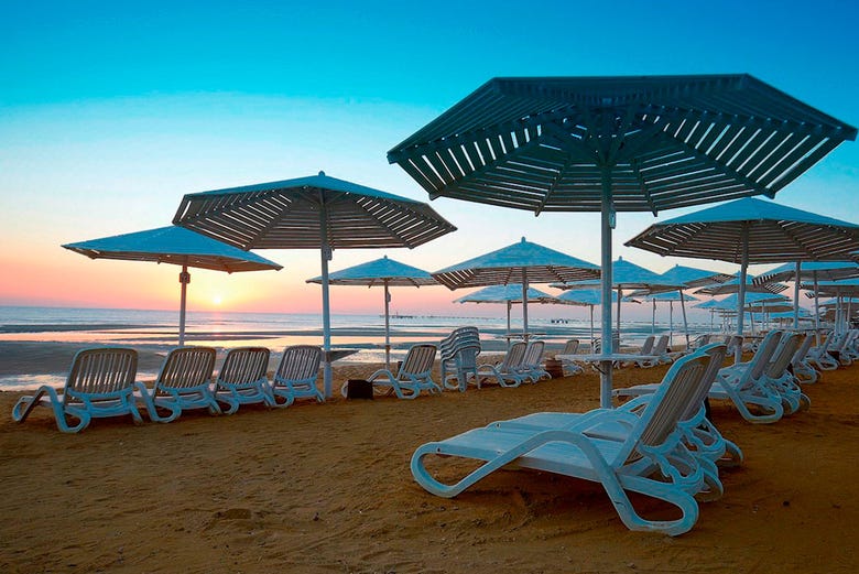 Playa privada en el mayor resort de Ain Sokhna
