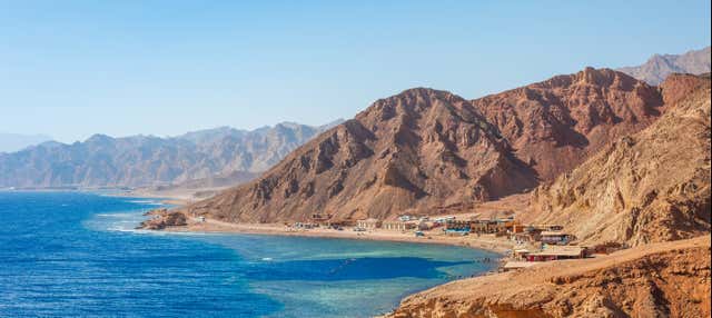 Desert Safari and Snorkel in the Blue Hole
