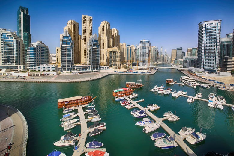 Puerto deportivo Dubái Marina