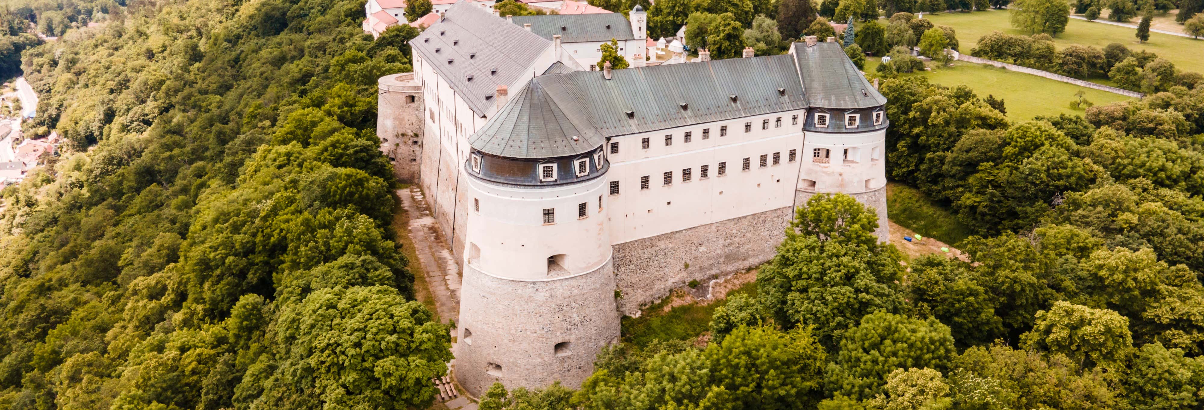 Cerveny Kamen Castle & Wine Route