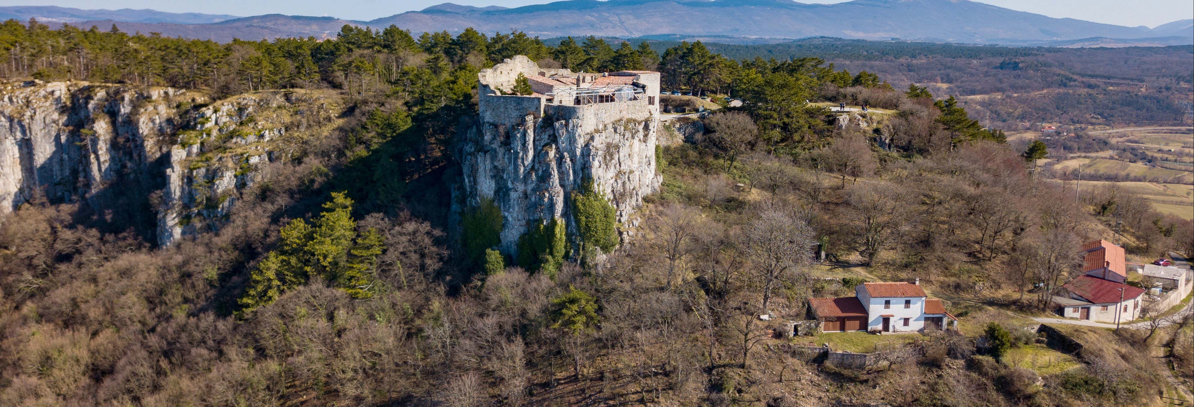 Excursión a Socerb, Hrastovlje y Marezige