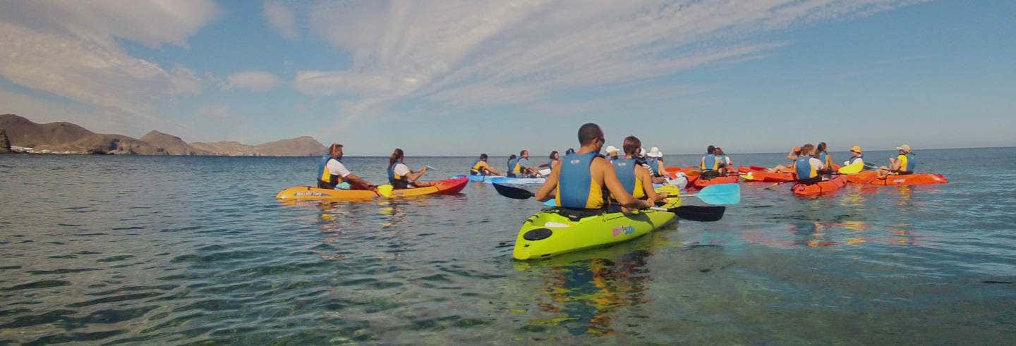 Kayak en el Cabo de Gata