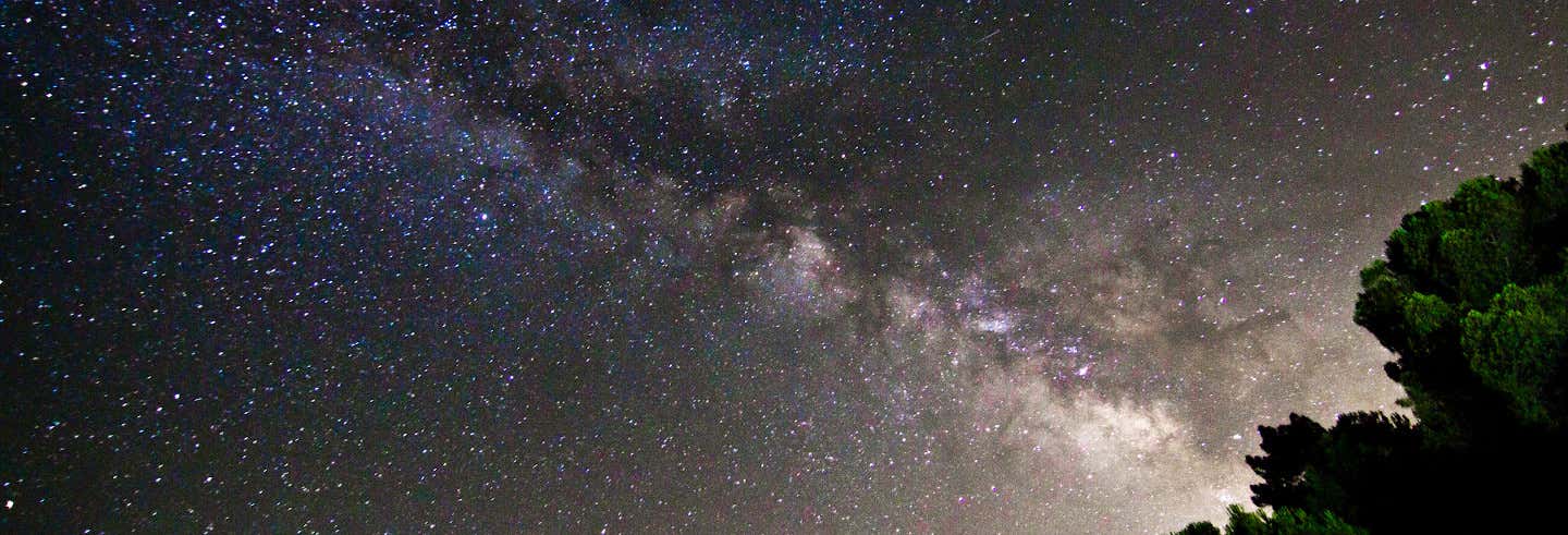 Observación de estrellas en la Ermita de San Bartolomé