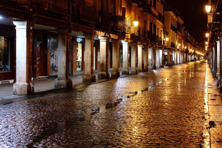 Tour De Los Misterios Y Leyendas De Alcala De Henares