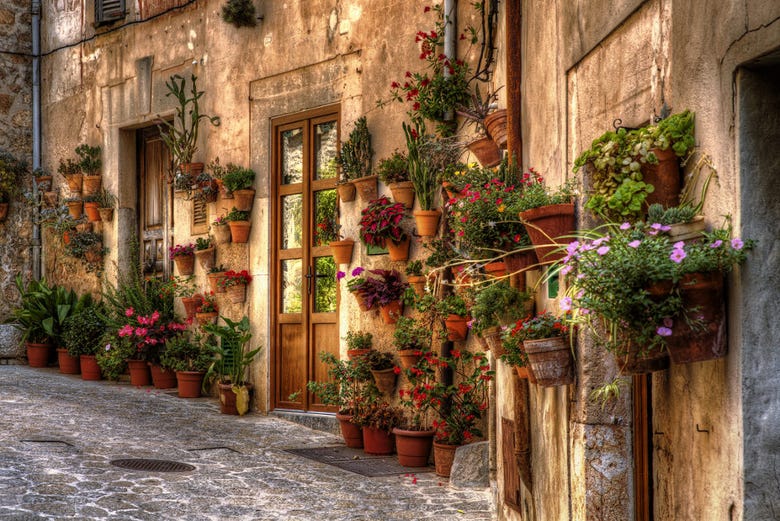 Streets in the historic centre of Valldemossa
