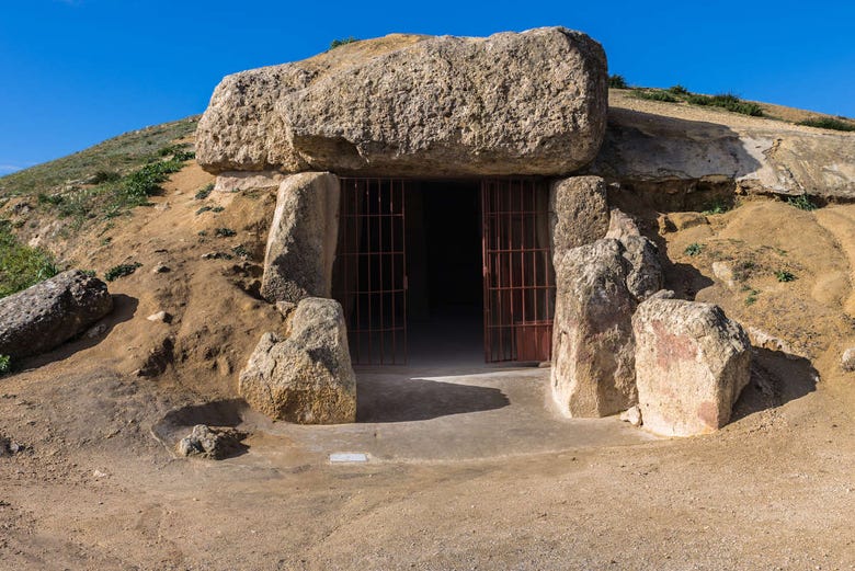 Il dolmen di Menga