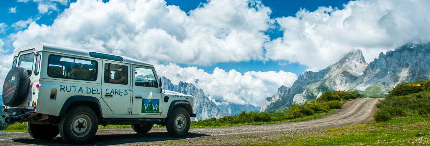 Tour en jeep por los Picos de Europa desde Arriondas