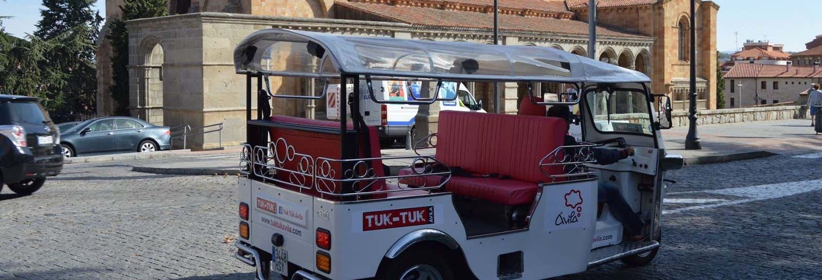 Tour en tuk tuk por Ávila