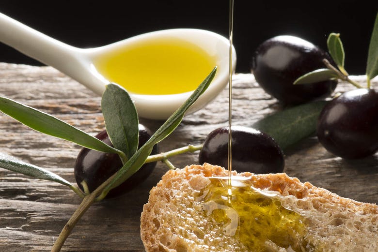 Extra virgin olive oil tasting