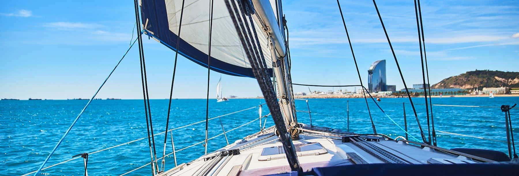 Location d'un bateau privé avec skipper