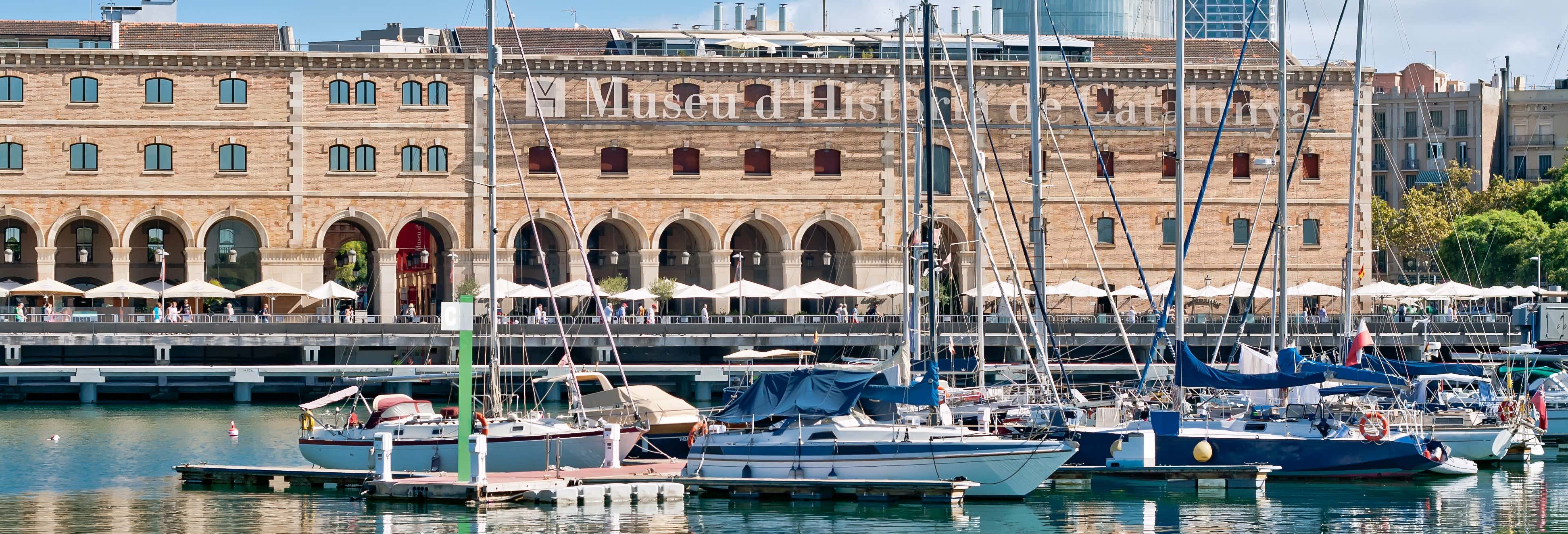 Entrada al Museo de Historia de Cataluña
