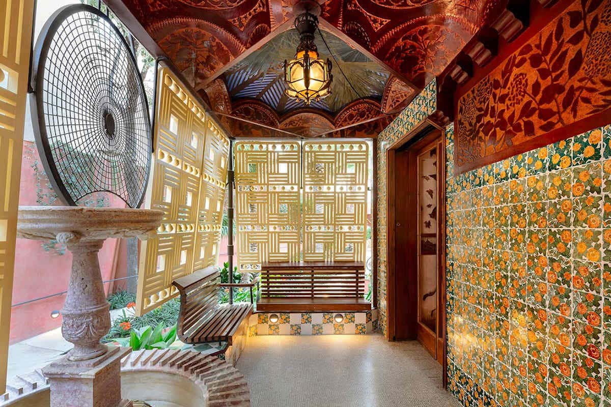 Entrada A La Casa Vicens De Barcelona - Reserva En Civitatis.com