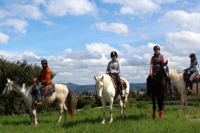Giro a cavallo a Montserrat