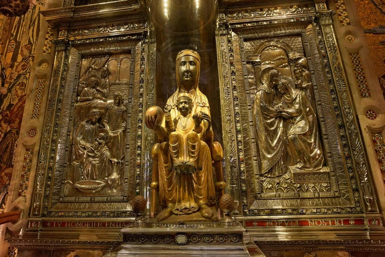 Virgen de Montserrat o Moreneta, patrona de Cataluña