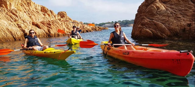 Senderismo + Kayak y snorkel por la Costa Brava