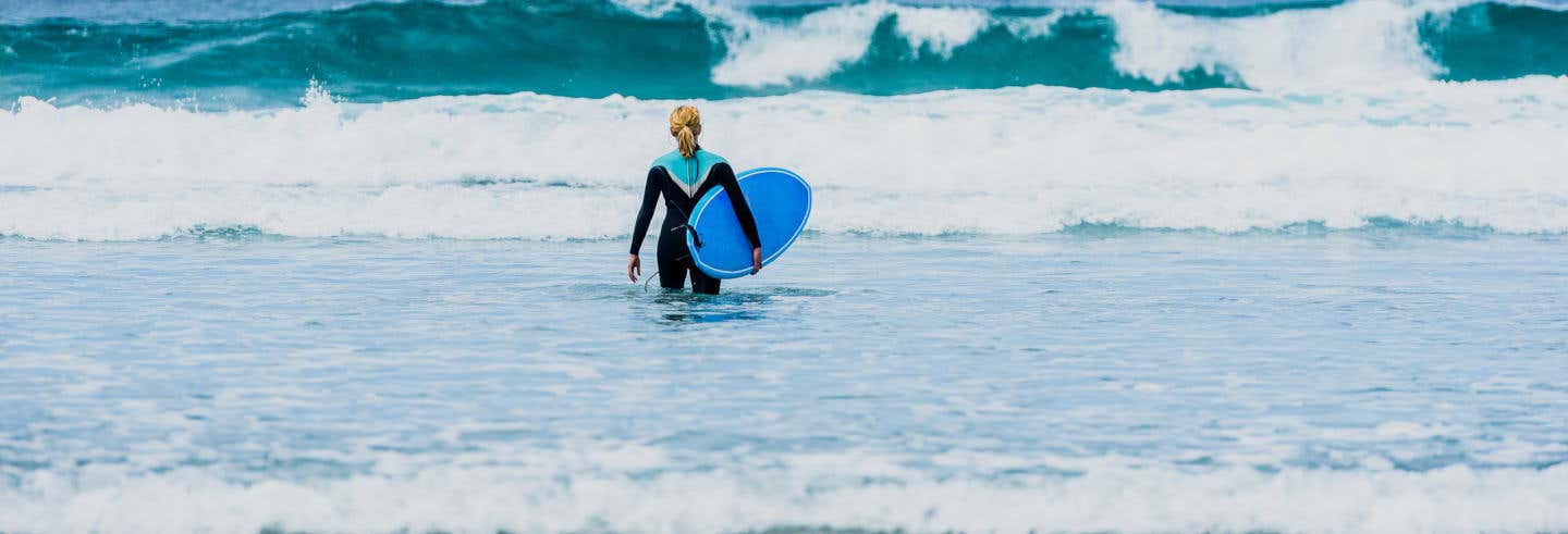 Curso de surf en Bastiagueiro