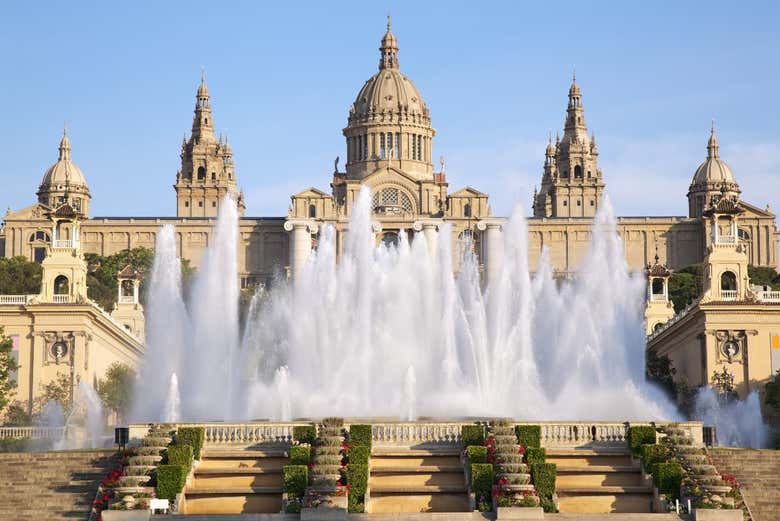 Excursion A Barcelone Fontaine Magique De Montjuic Blanes