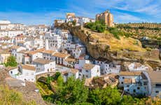 Excursão a Setenil de las Bodegas e Olvera