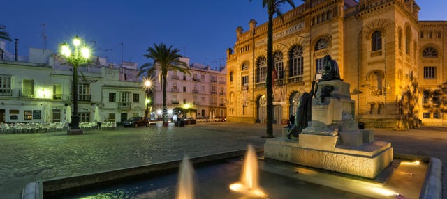Free tour nocturno por Cádiz