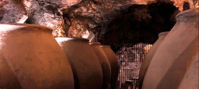 Visita guiada por Chinchón y el Mesón Cuevas del Vino