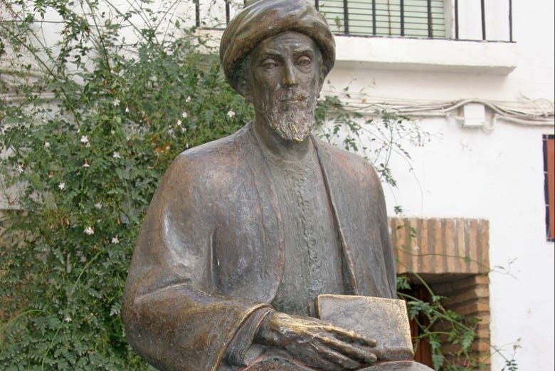 Escultura de Maimónides en el barrio judío de Córdoba