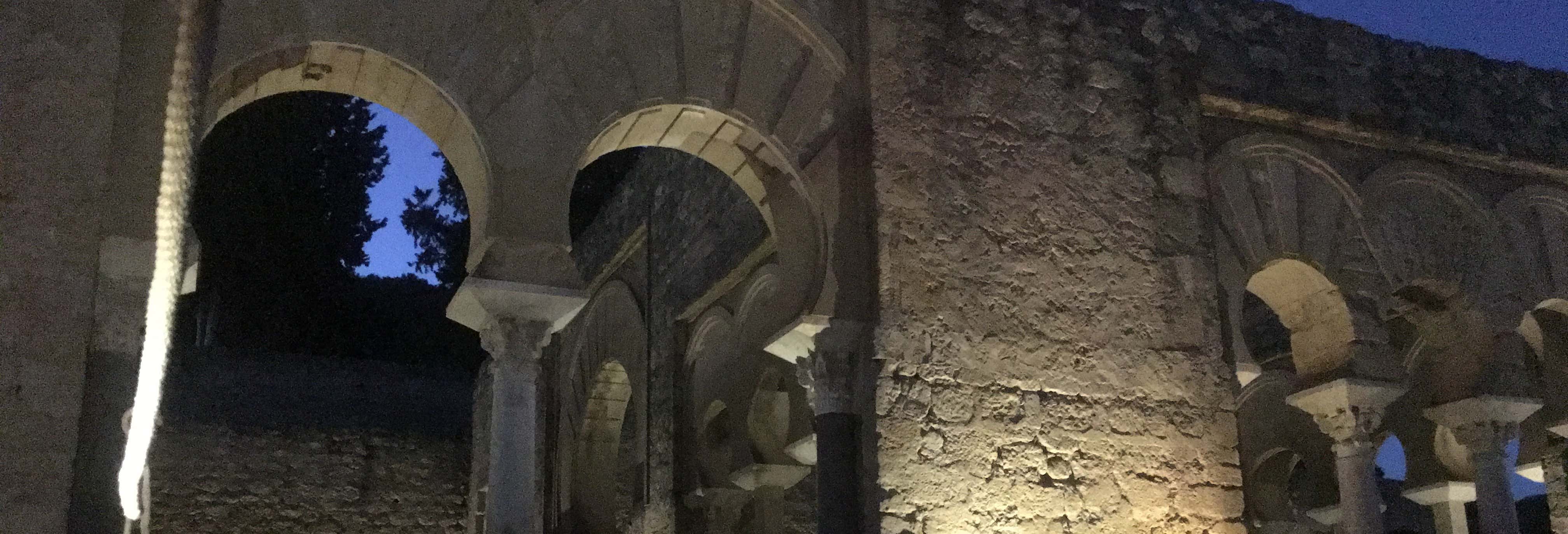 Tour nocturno por Medina Azahara