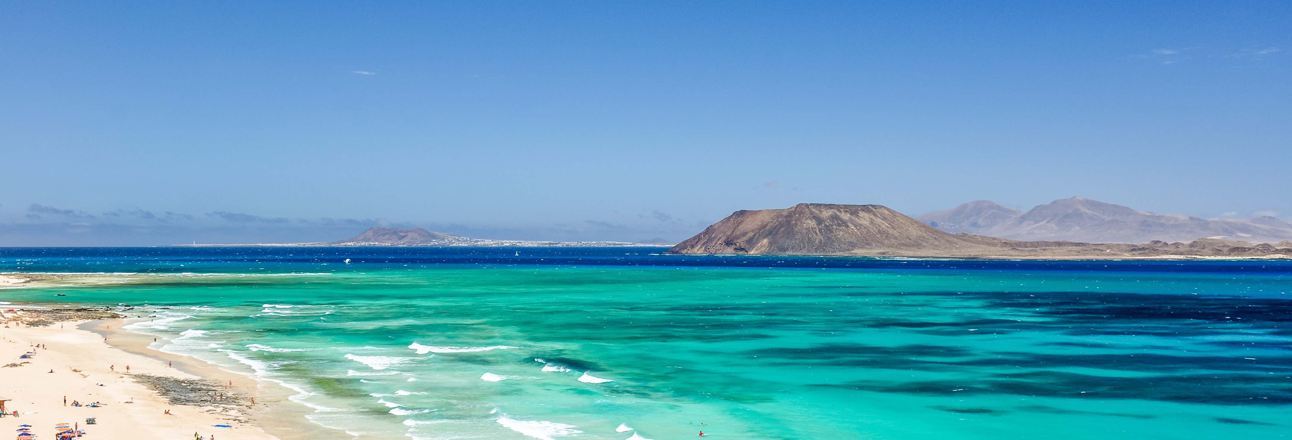 Ferry a isla de Lobos + Snorkel desde Corralejo