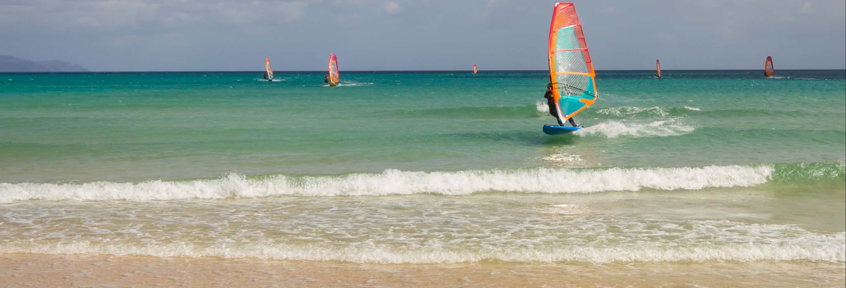 Curso de windsurf para principiantes en Costa Calma
