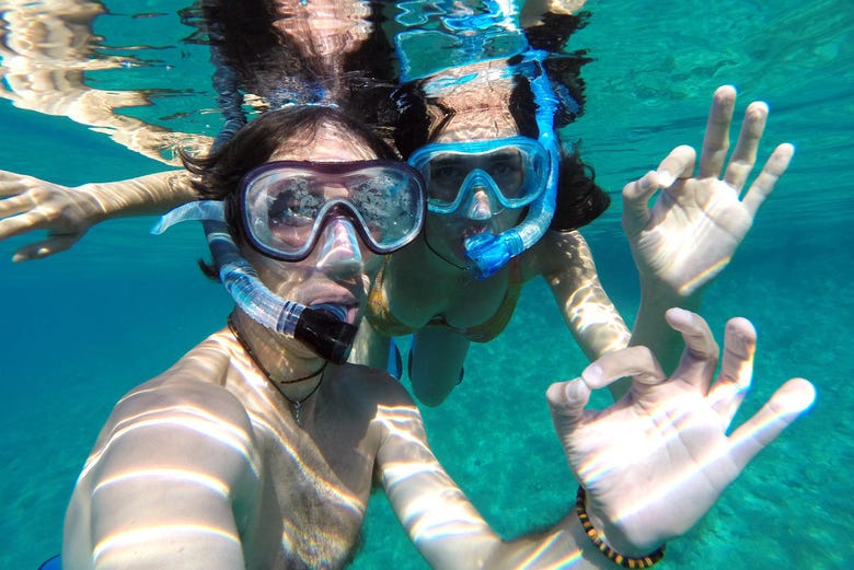 Snorkeling dans les eaux de Lanzarote