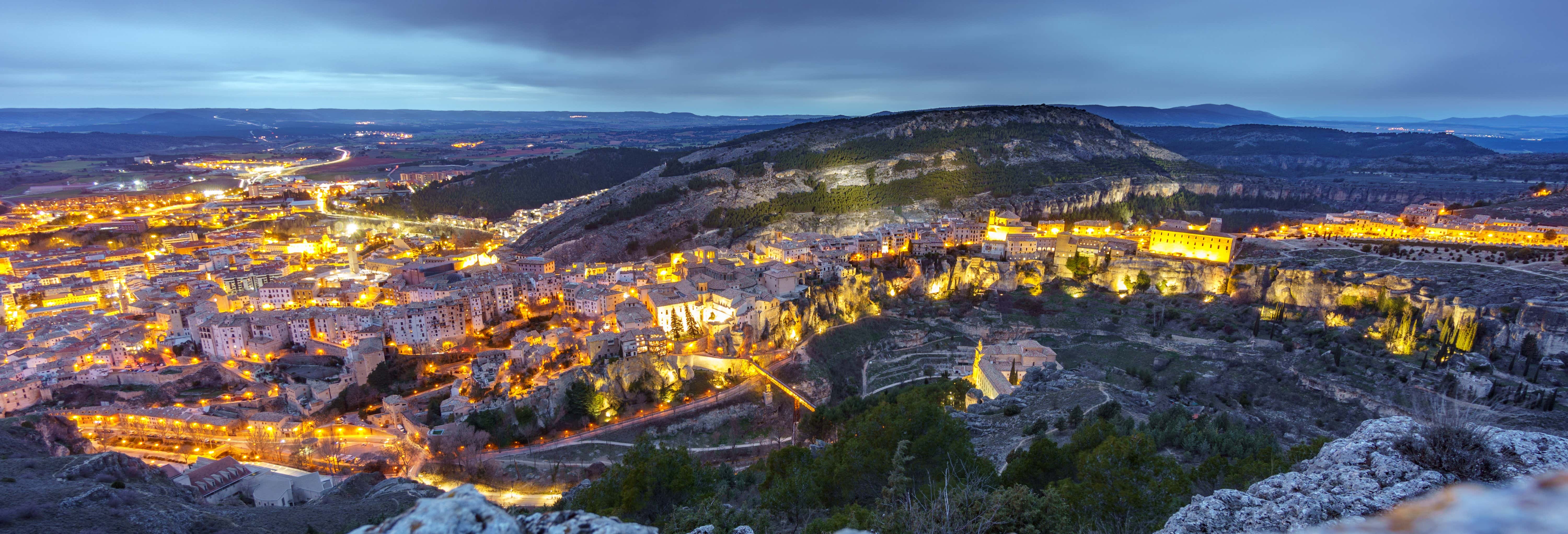 Cuenca nocturna + Ciudad Encantada desde Cuenca