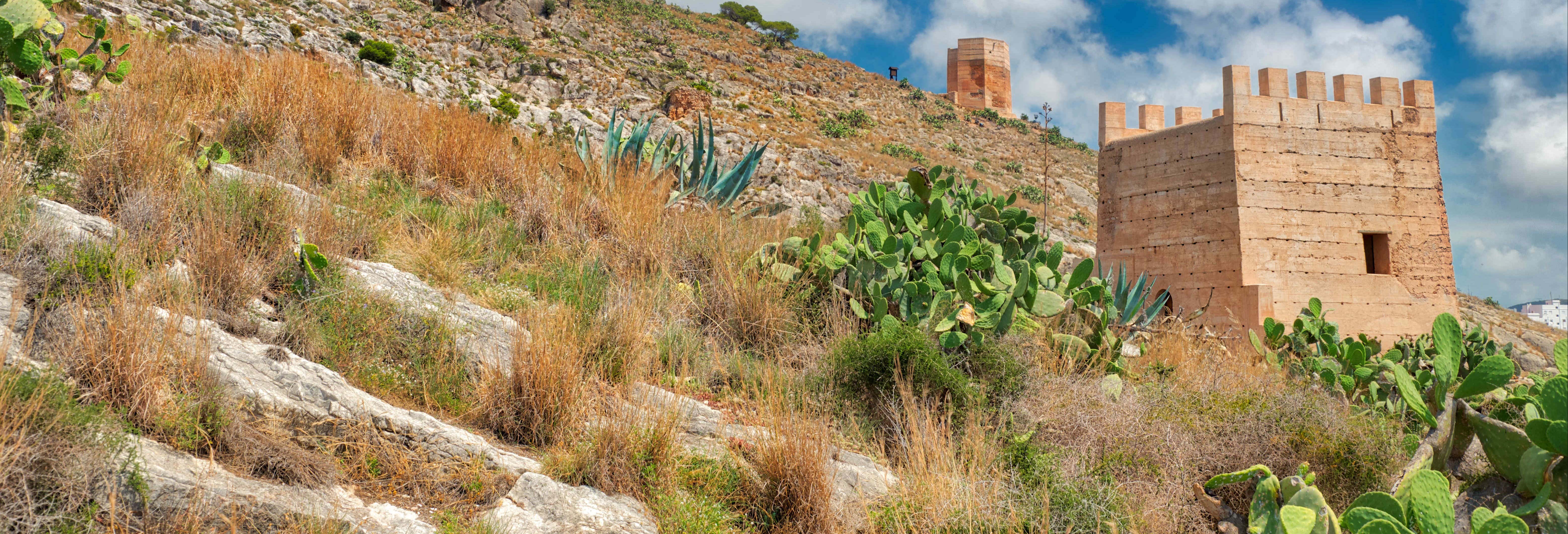 Excursión de senderismo por Cullera+ Exploración cueva desde Cullera