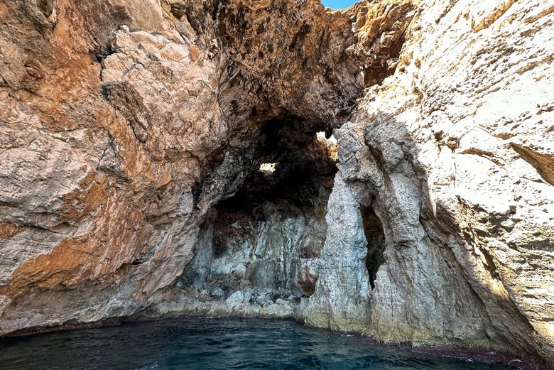 Cueva de S’Esbrufador