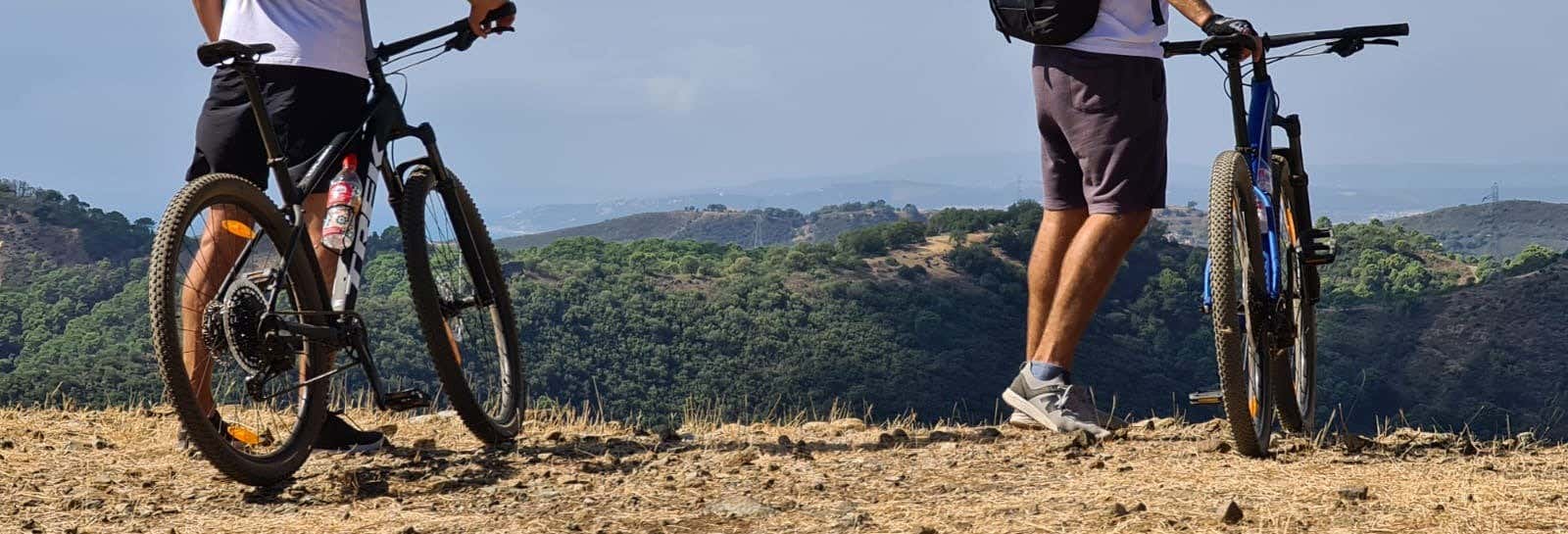 Excursión en bicicleta por la Sierra Bermeja desde Estepona