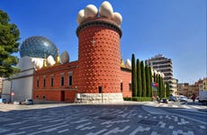 Visita guiada por Figueras y el Museo Dalí