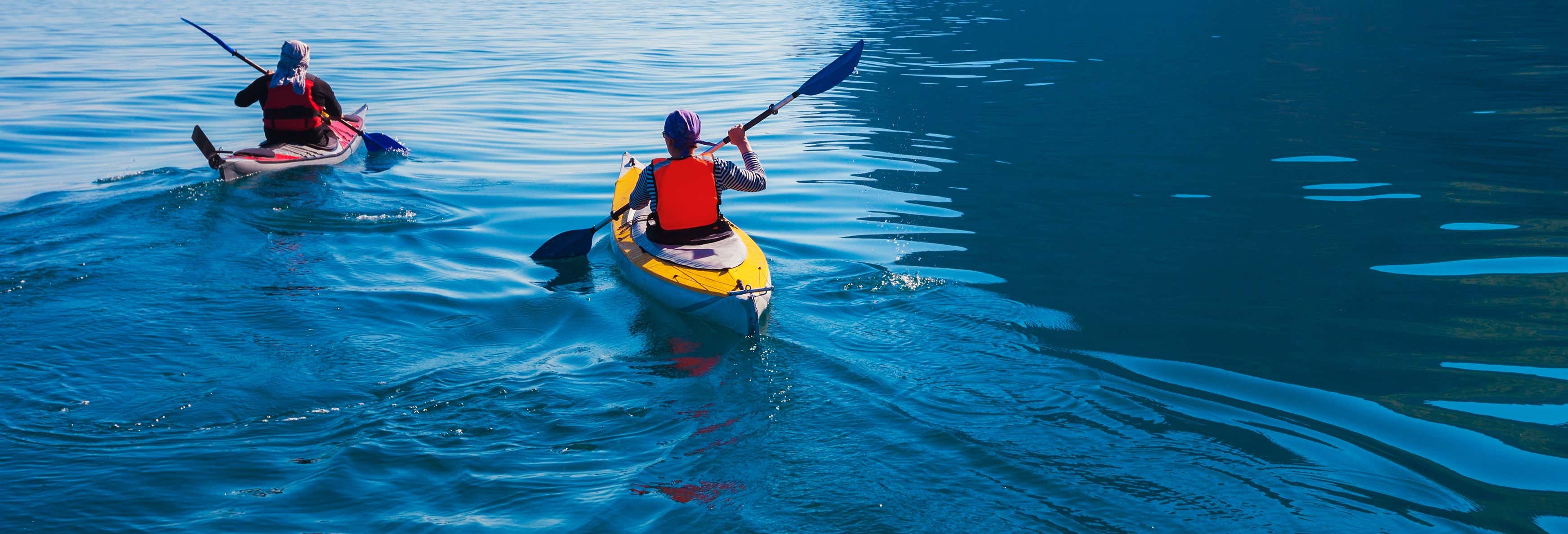 Excursión en kayak en la playa de La Rijana desde Gualchos