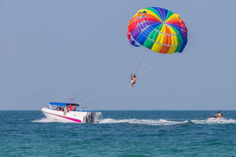 Parachute Ascensionnel A Ibiza Depuis San Antonio