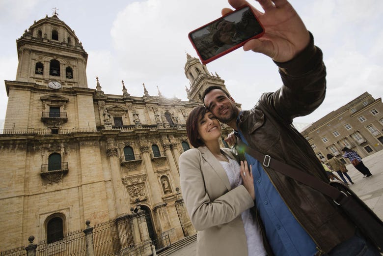 Selfie junto à catedral de Jaén