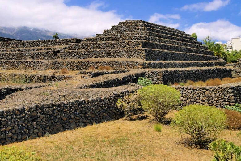 Conjunto arqueológico de las pirámides de Güimar